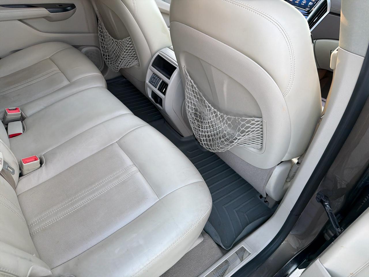Cadillac SRX Luxury Collection FWD 2016