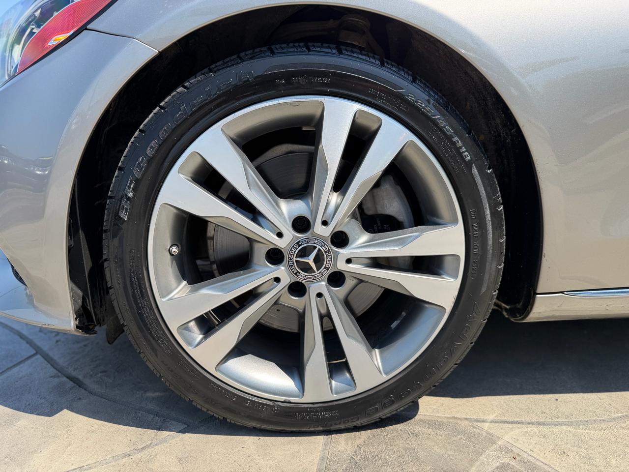Mercedes-Benz C-Class C300 Sedan 2019