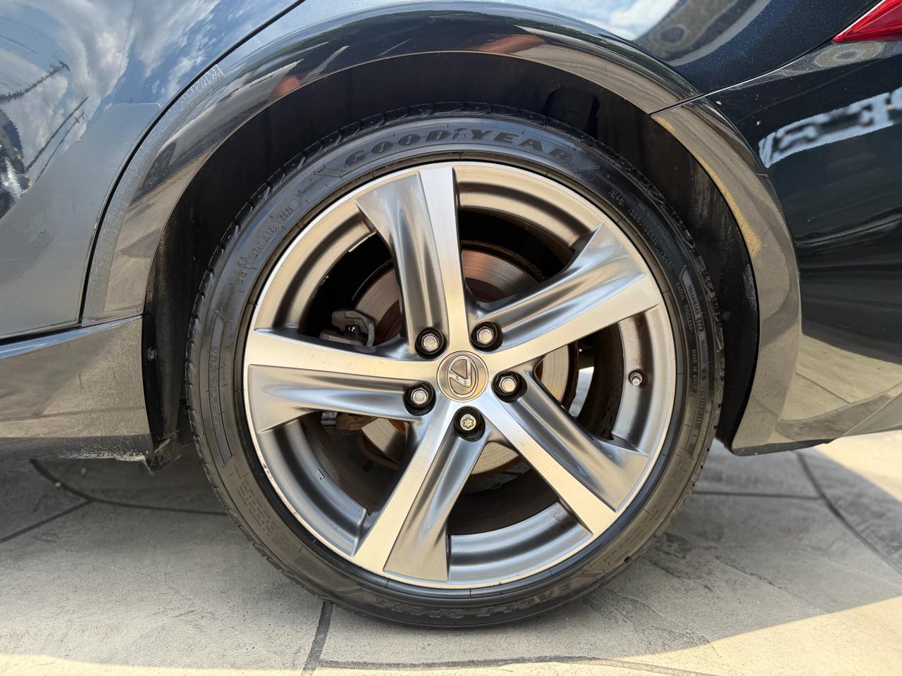 Lexus IS 200t 2017