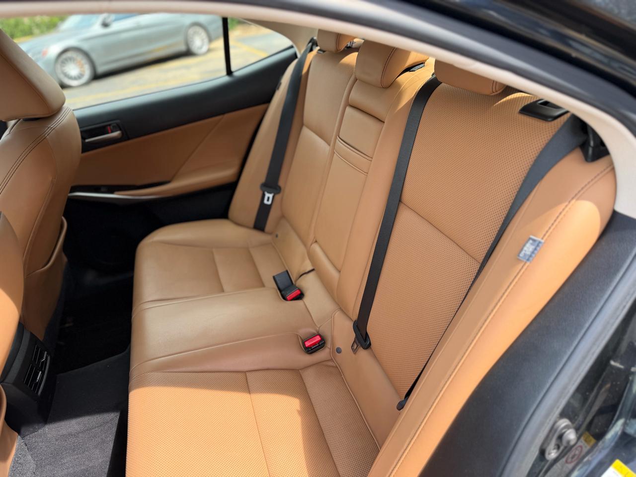 Lexus IS 200t 2017