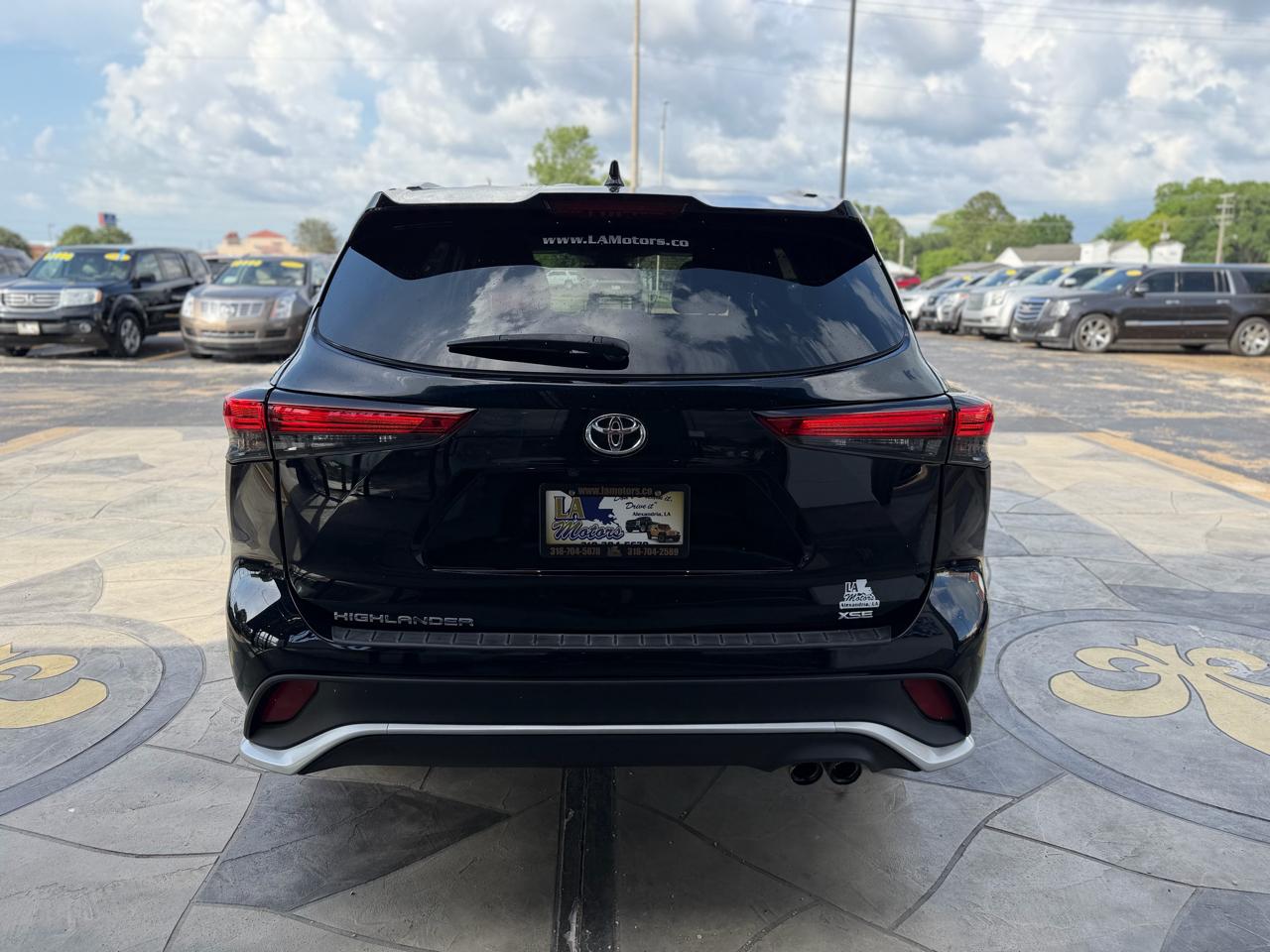 Toyota Highlander XSE 4D SUV FWD 2023