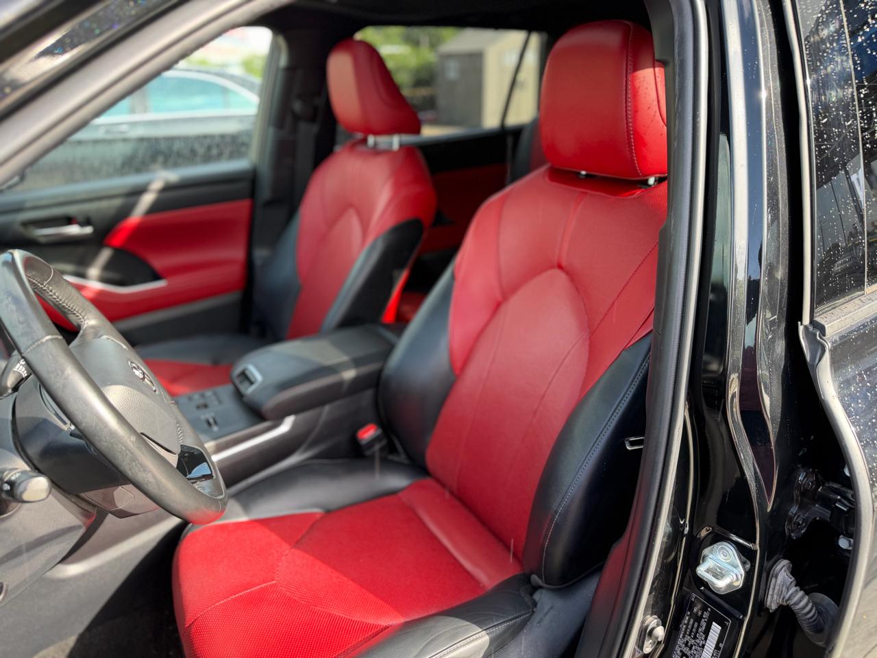 Toyota Highlander XSE 4D SUV FWD 2023