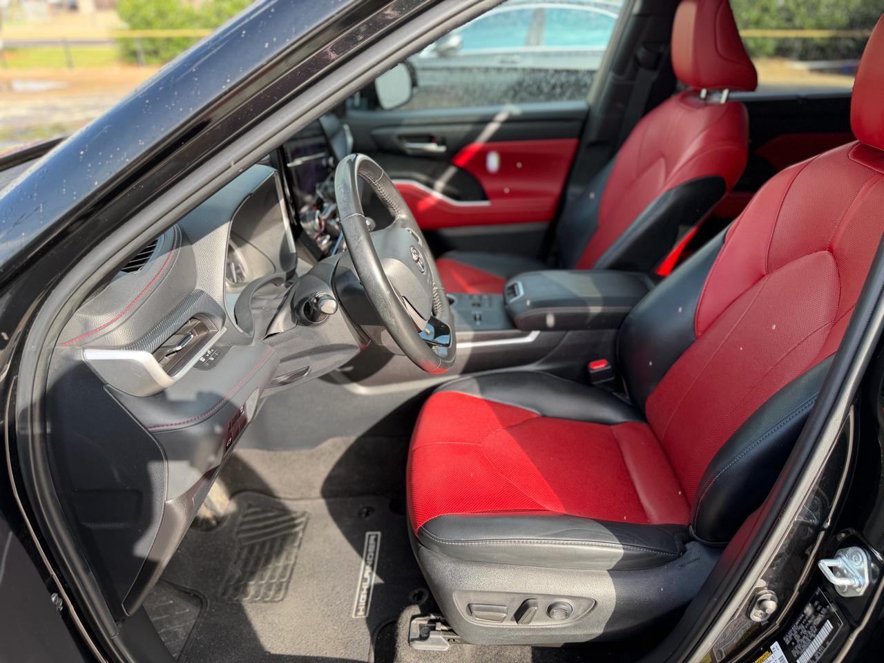 Toyota Highlander XSE 4D SUV FWD 2023