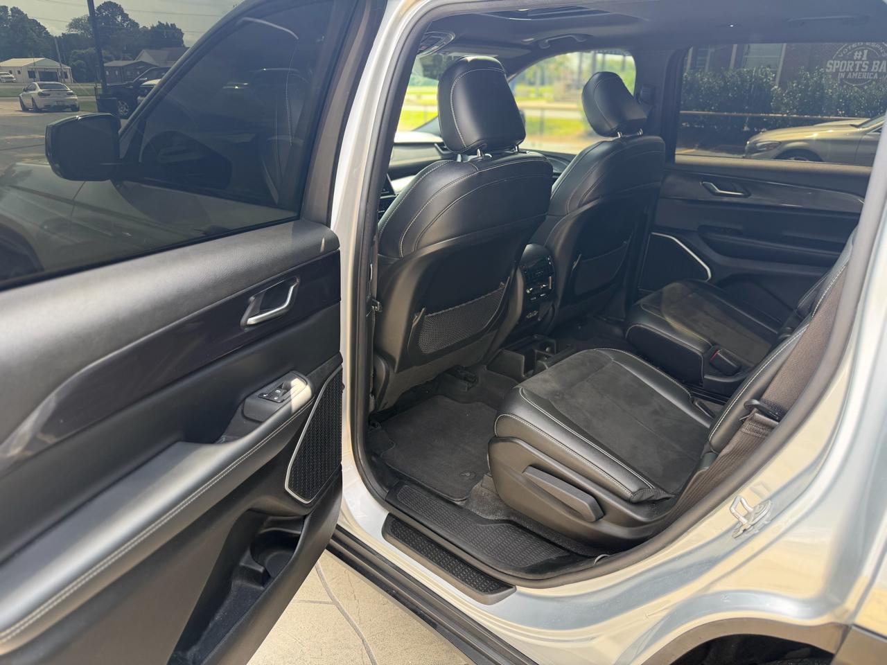Jeep Grand Cherokee L Altitude 4x4 2021