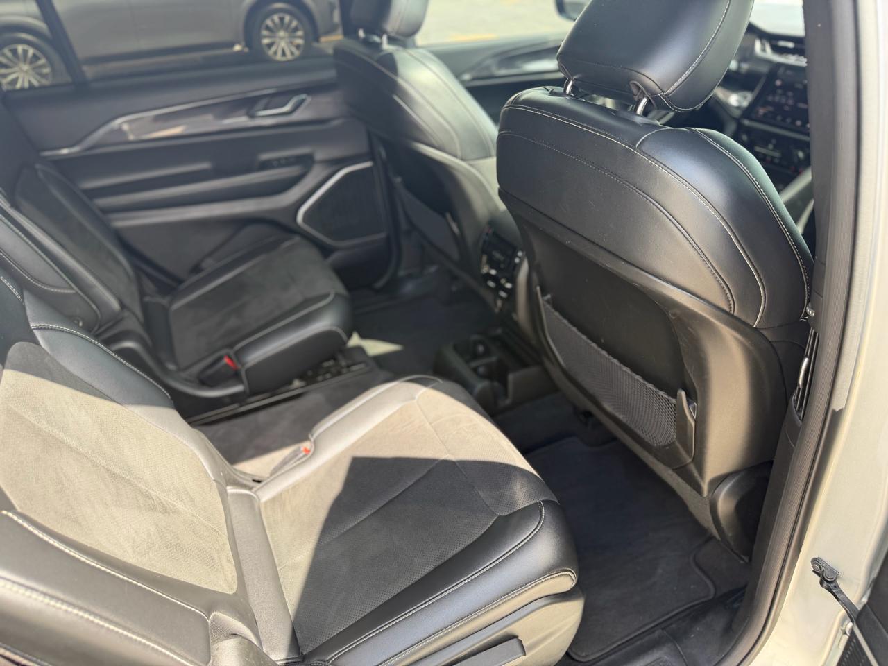 Jeep Grand Cherokee L Altitude 4x4 2021