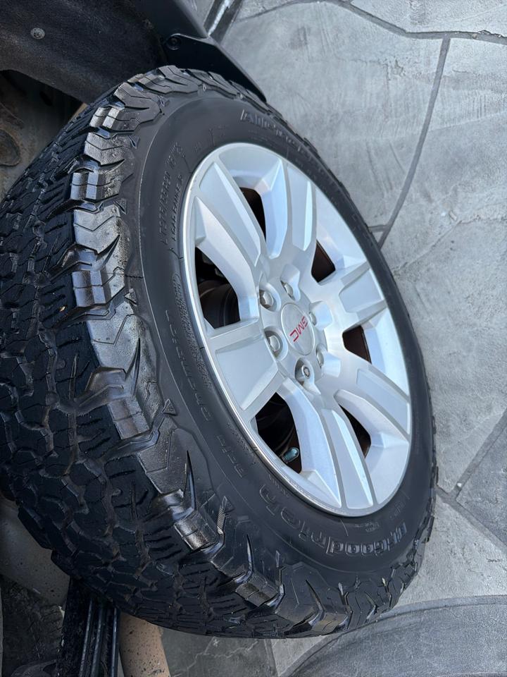 GMC Sierra 1500 SLE 2WD 2015