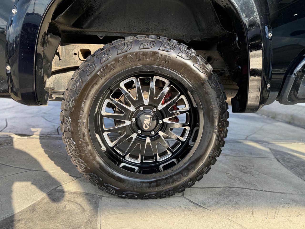 Chevrolet Silverado 1500 Custom Crew Cab 4WD LWB 2021