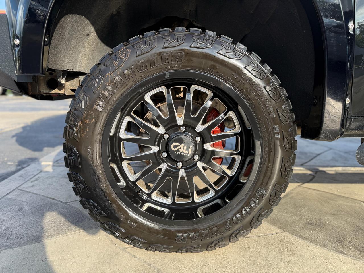 Chevrolet Silverado 1500 Custom Crew Cab 4WD LWB 2021