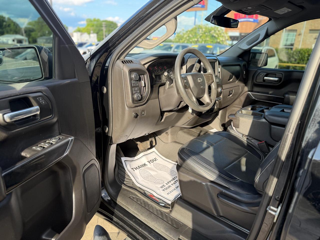 Chevrolet Silverado 1500 Custom Crew Cab 4WD LWB 2021