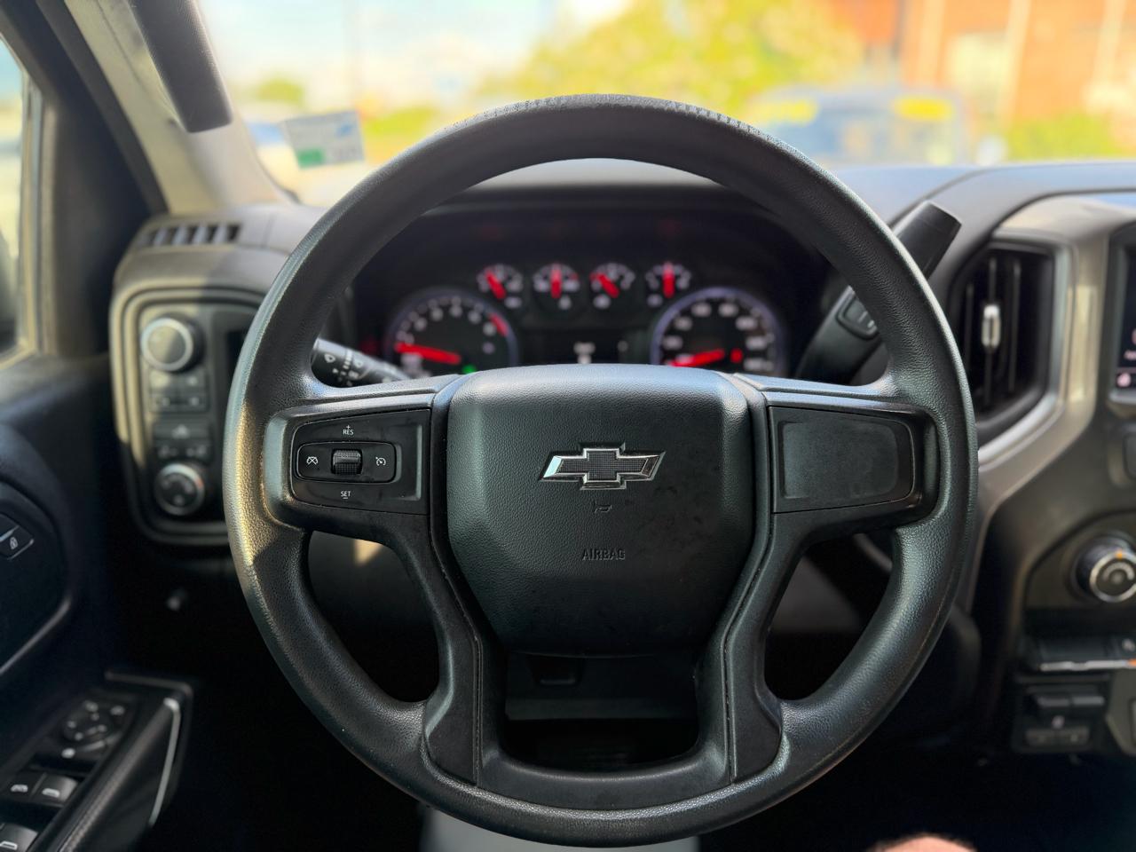 Chevrolet Silverado 1500 Custom Crew Cab 4WD LWB 2021
