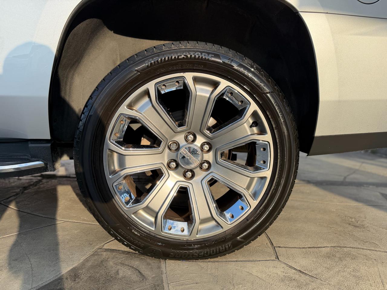 GMC Yukon SLT 2WD 2016