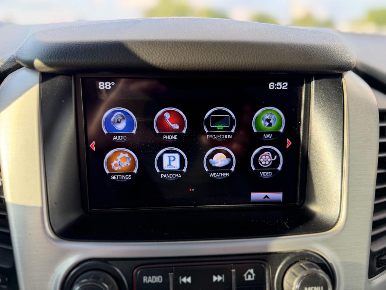 GMC Yukon SLT 2WD 2016