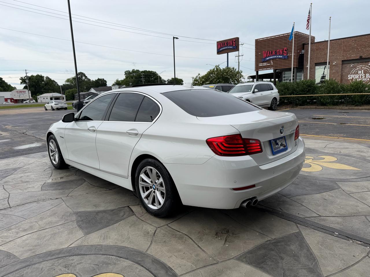 BMW 5-Series 528i 2015