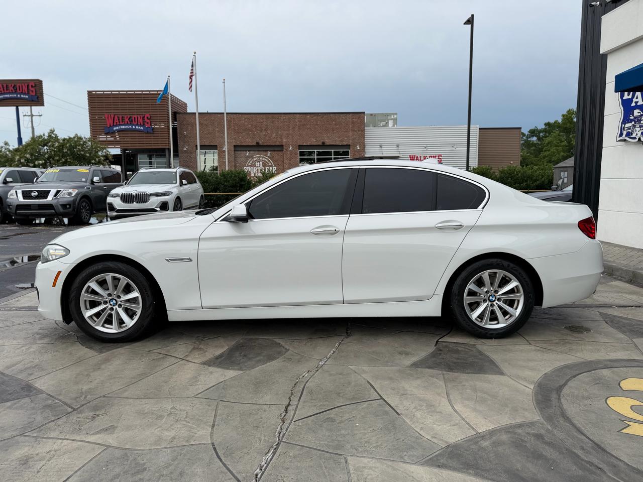 BMW 5-Series 528i 2015