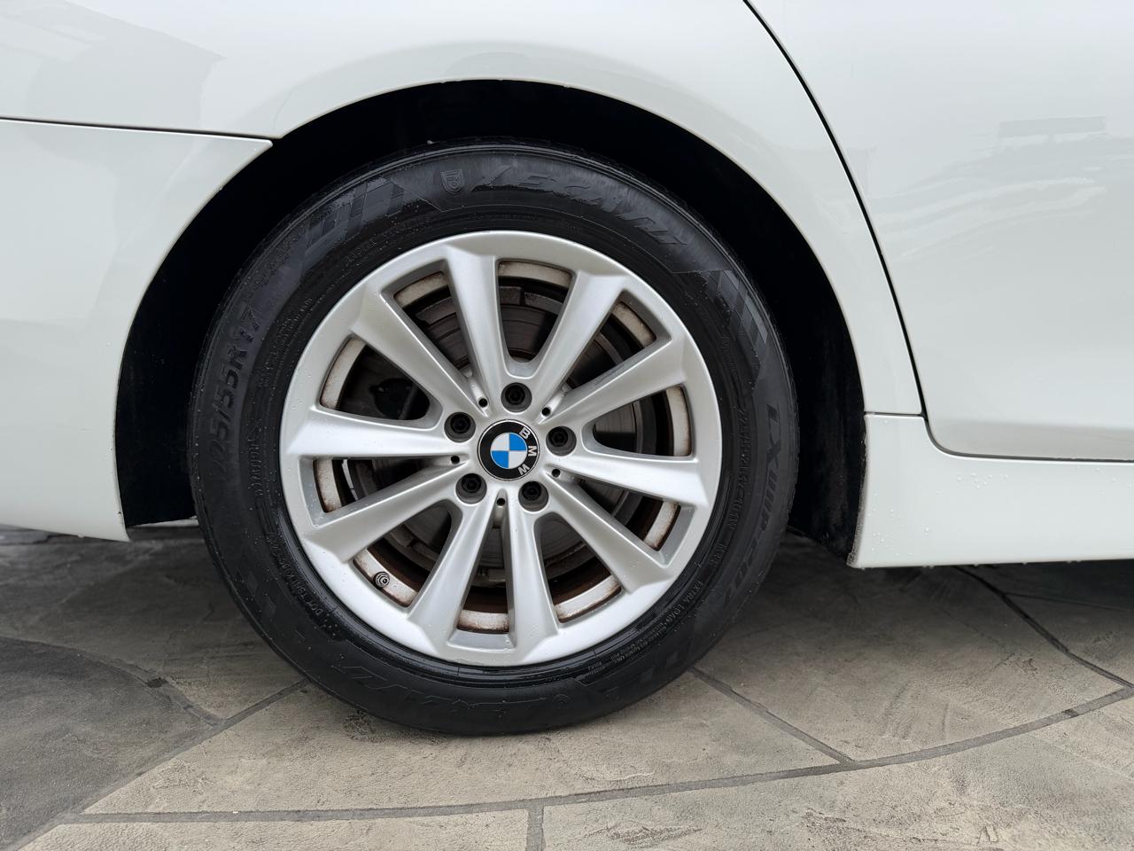 BMW 5-Series 528i 2015