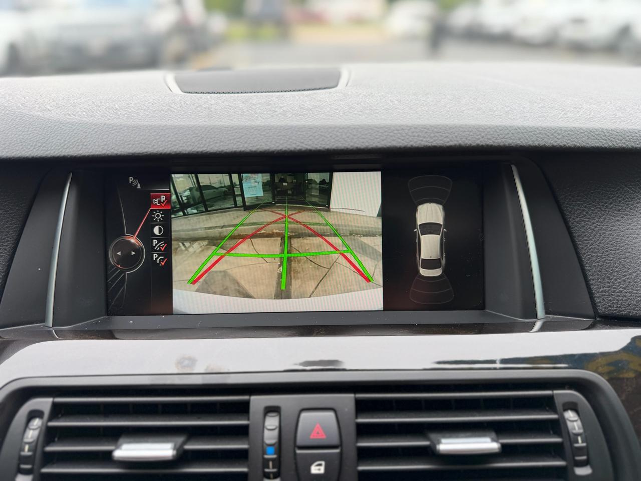 BMW 5-Series 528i 2015