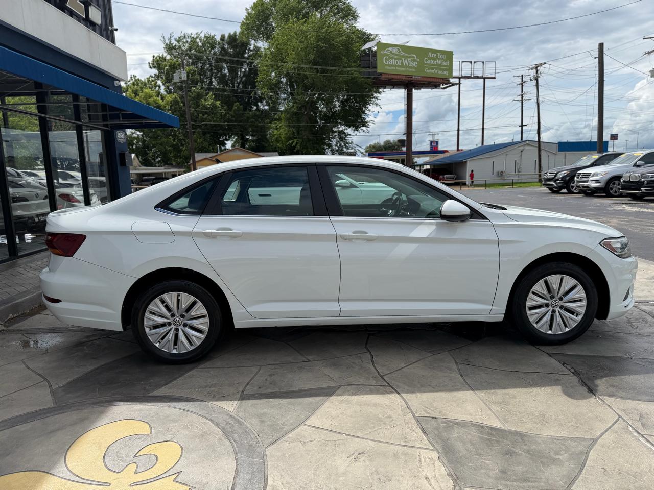 Volkswagen Jetta 1.4T SE 8A 2019