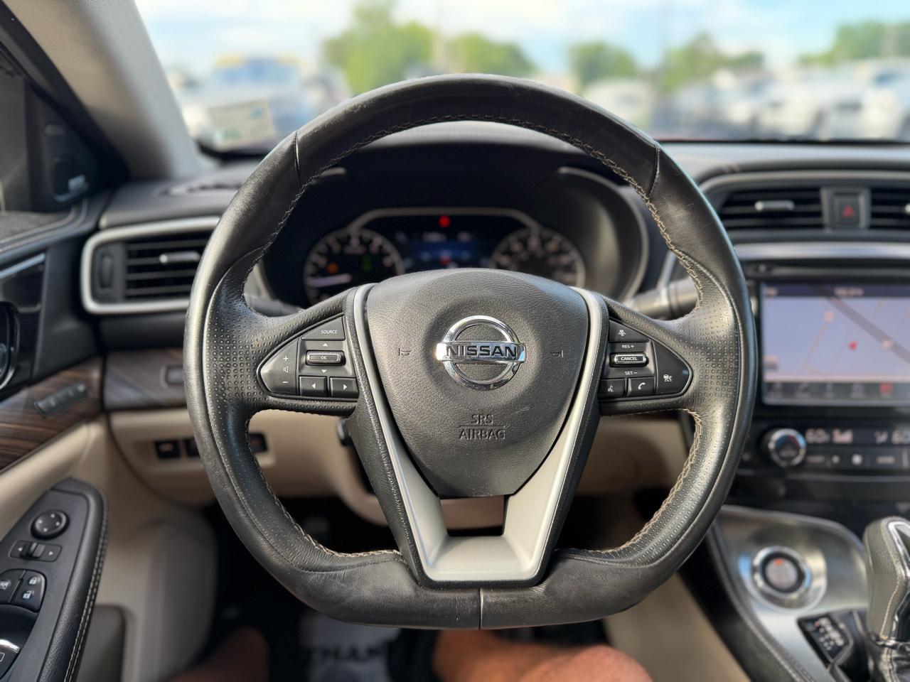 Nissan Maxima Platinum 3.5L 2017