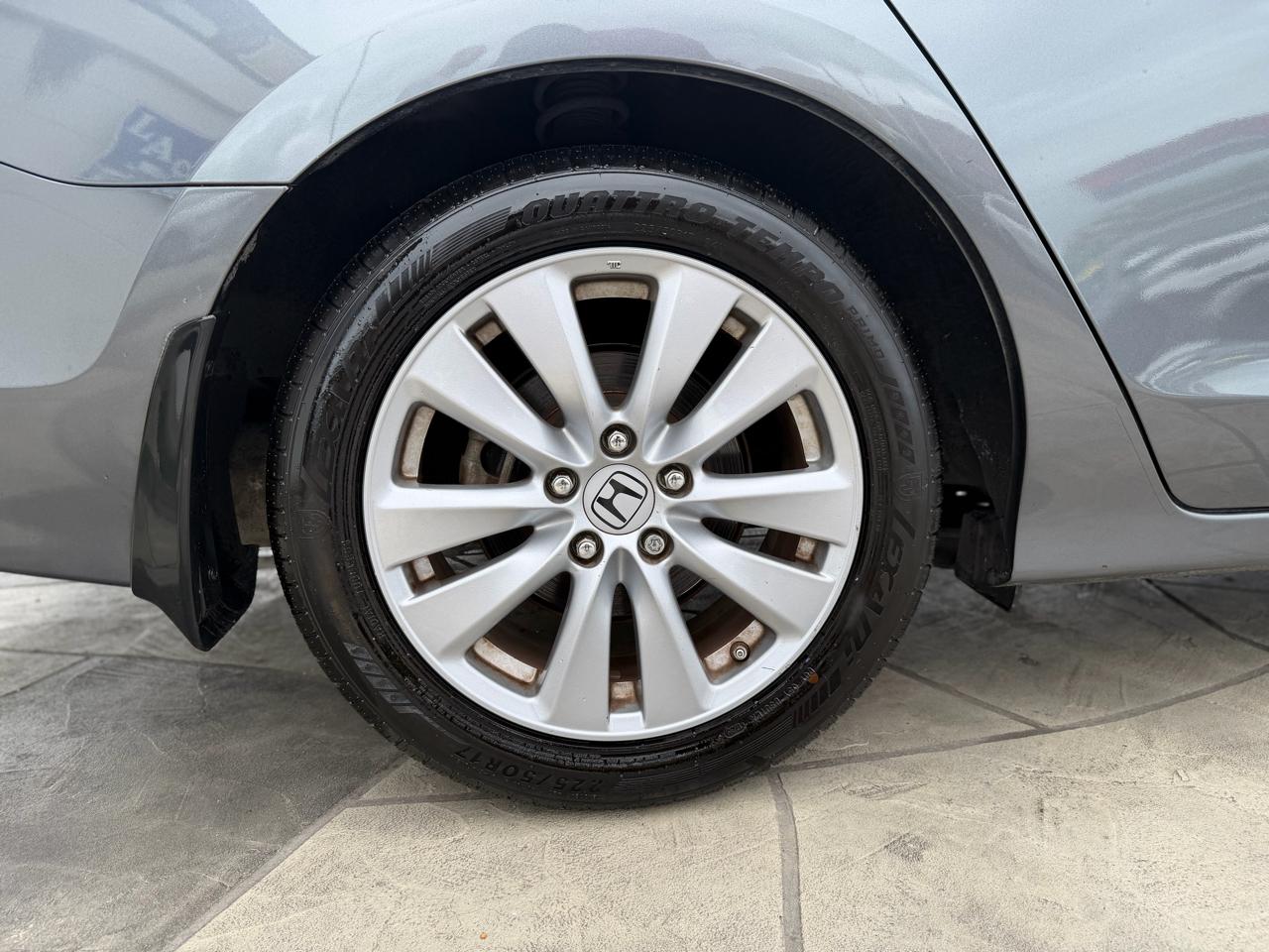 Honda Accord EX-L Sedan AT 2011