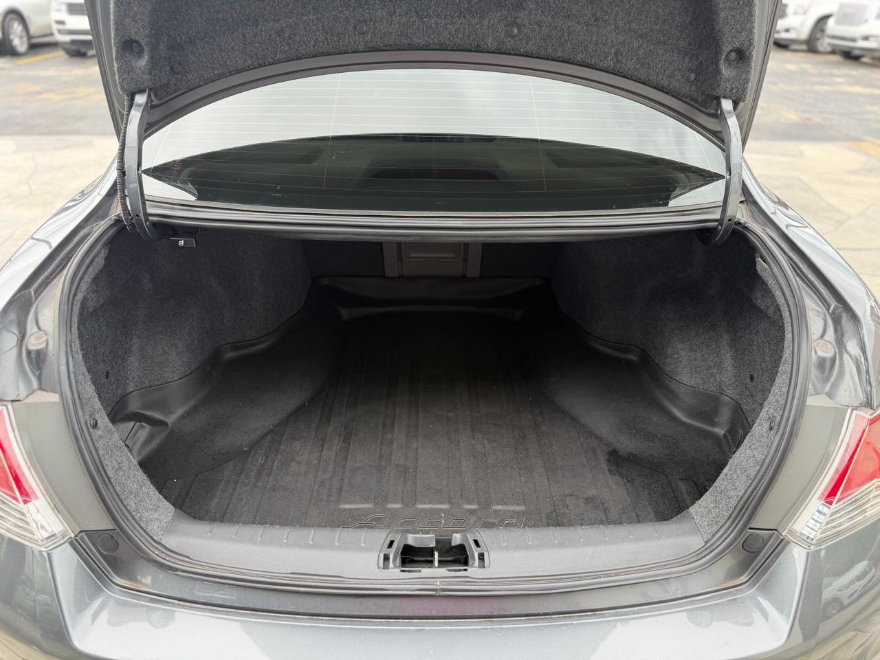Honda Accord EX-L Sedan AT 2011
