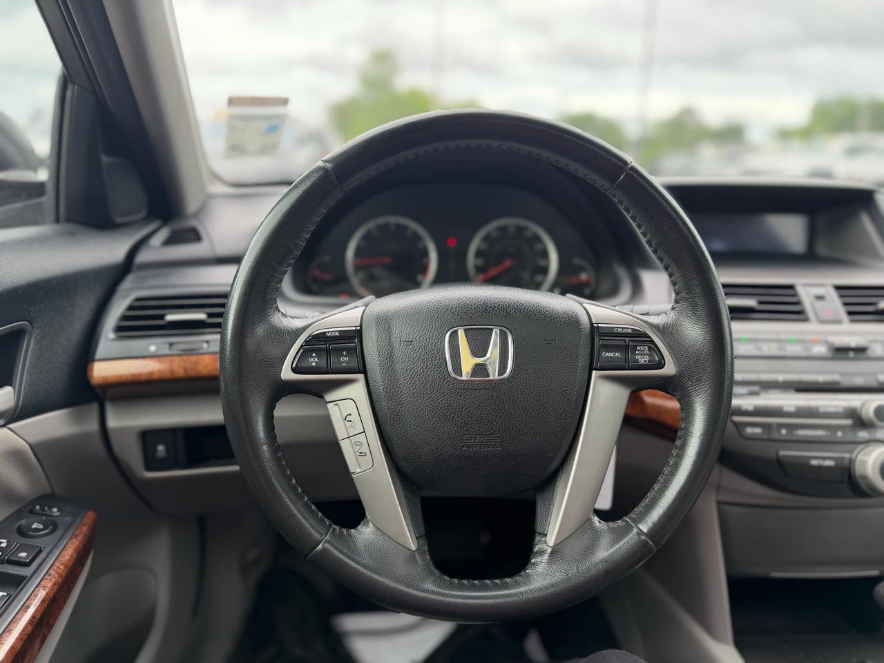 Honda Accord EX-L Sedan AT 2011