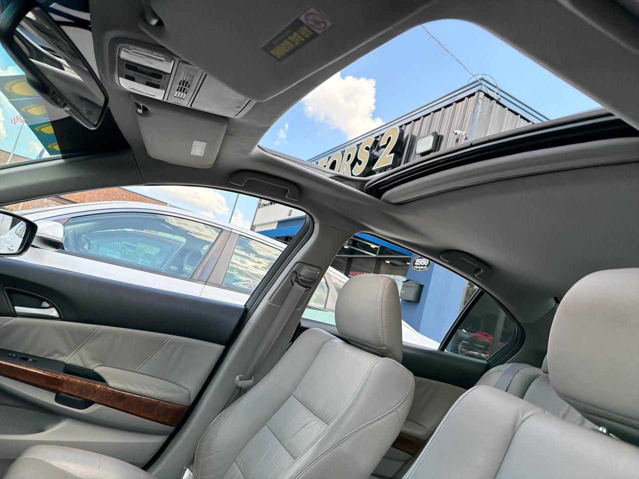 Honda Accord EX-L Sedan AT 2011
