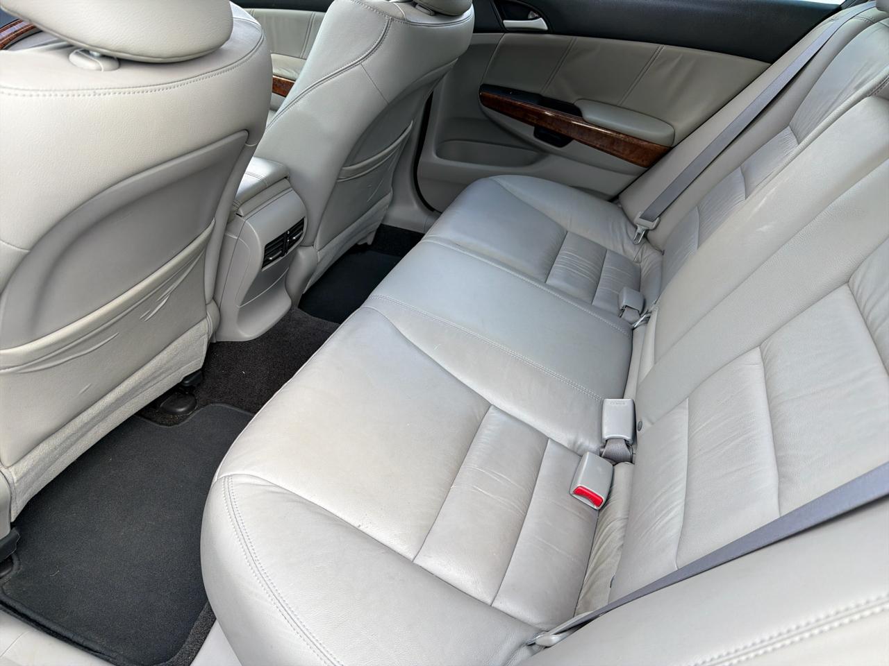Honda Accord EX-L Sedan AT 2011