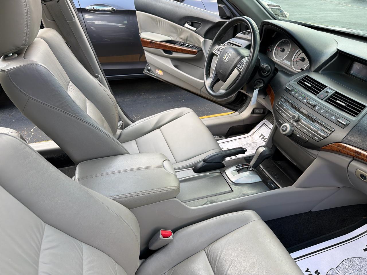 Honda Accord EX-L Sedan AT 2011