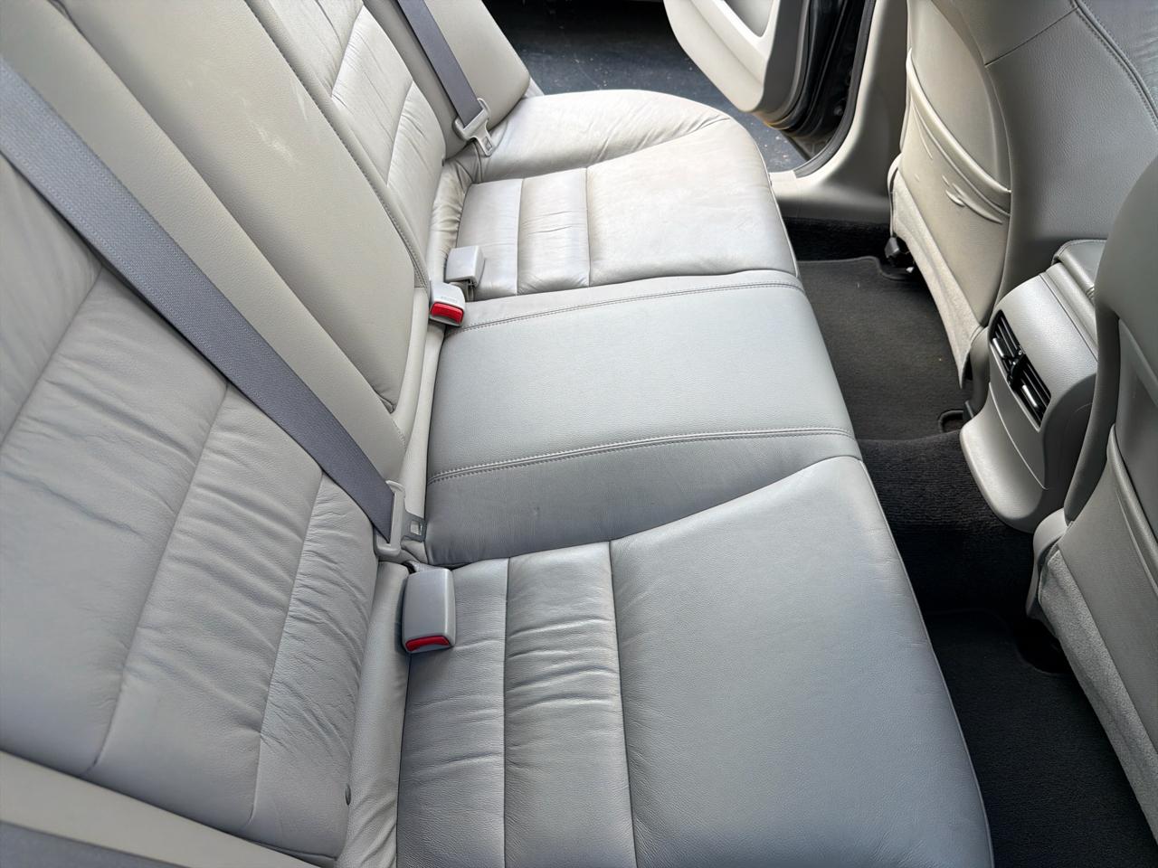 Honda Accord EX-L Sedan AT 2011