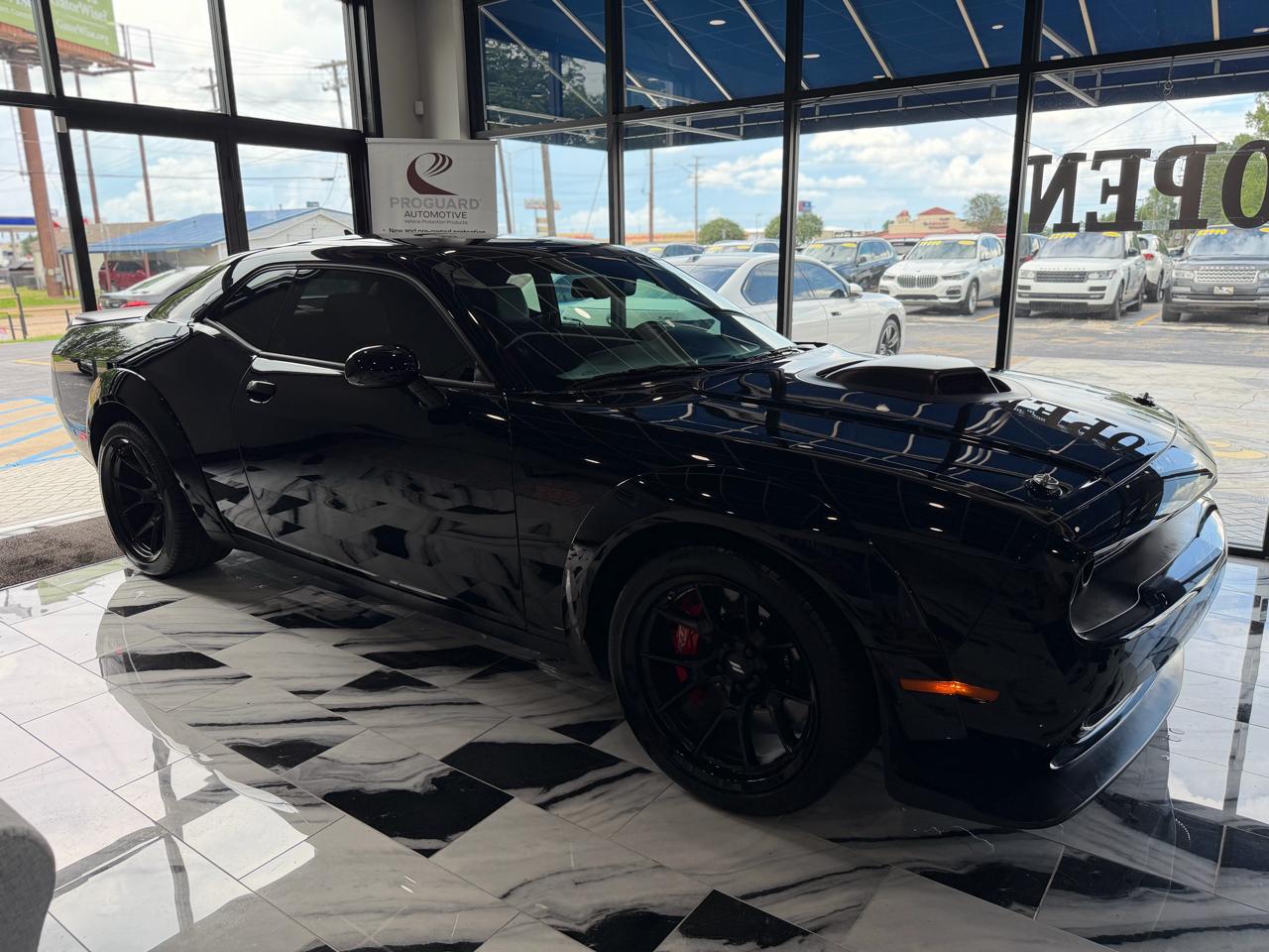 Dodge Challenger R/T Scat Pack Widebody RWD 2023