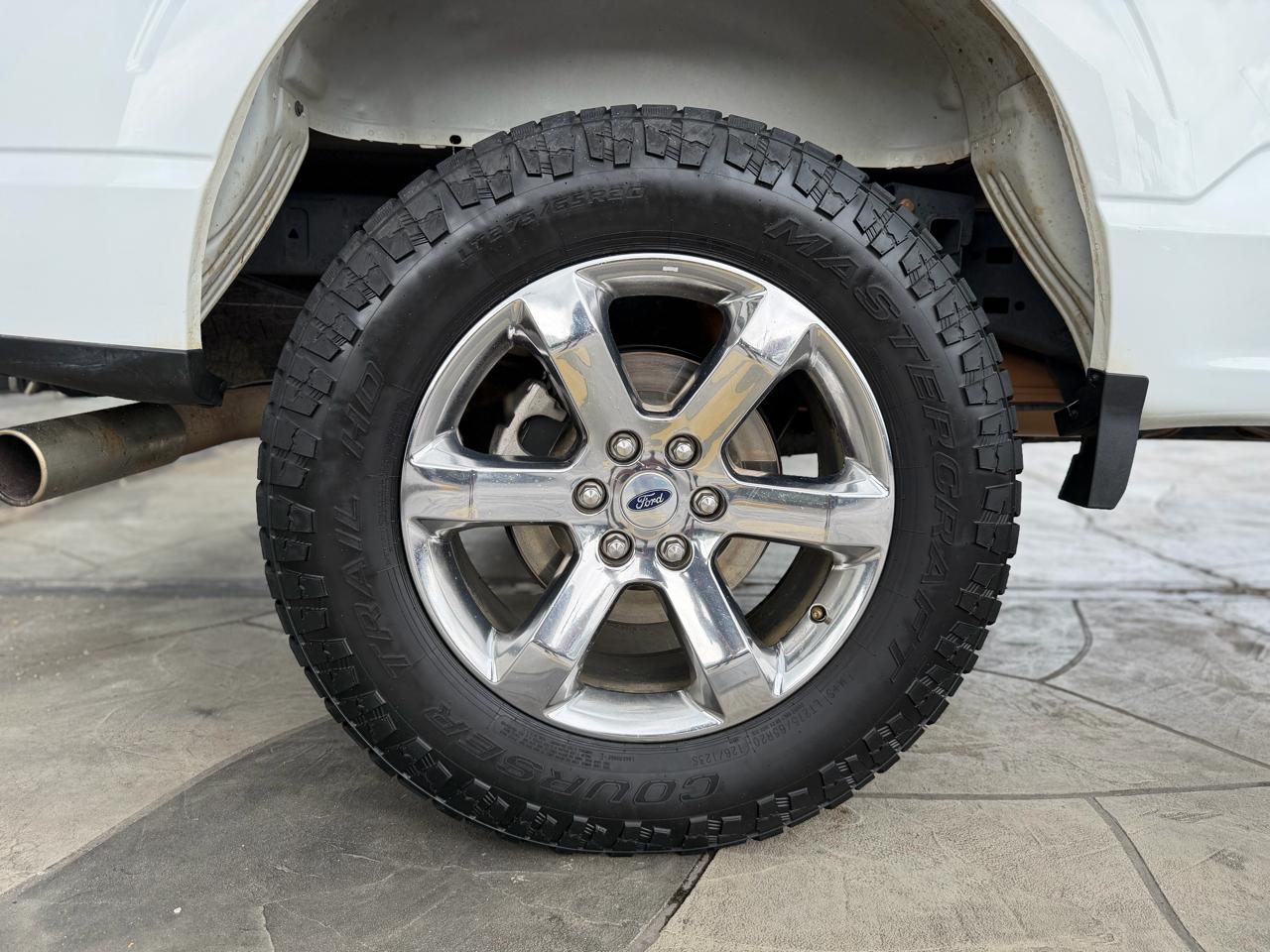 Ford F-150 Lariat 4WD SuperCrew 6.5' Box 2023
