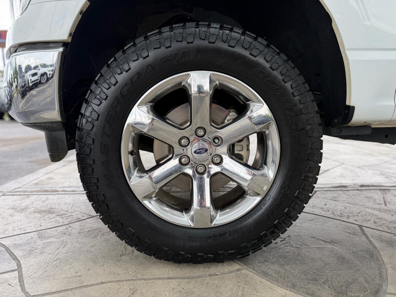 Ford F-150 Lariat 4WD SuperCrew 6.5' Box 2023