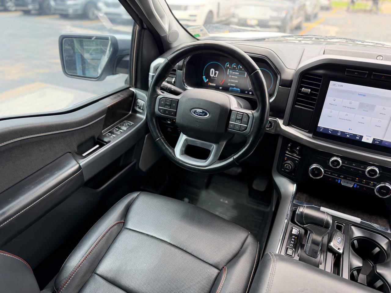Ford F-150 Lariat 4WD SuperCrew 6.5' Box 2023
