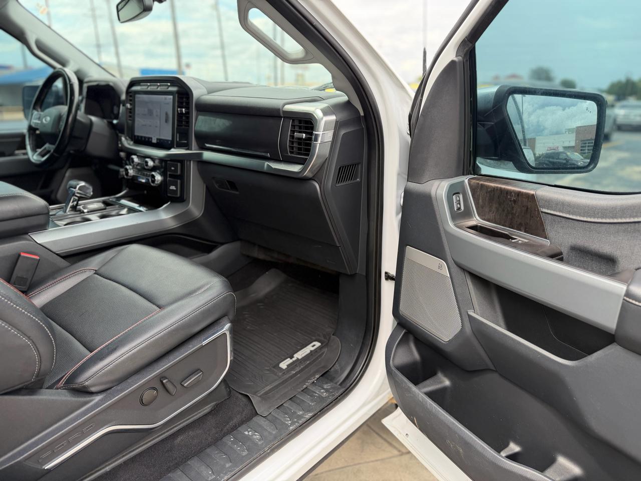 Ford F-150 Lariat 4WD SuperCrew 6.5' Box 2023