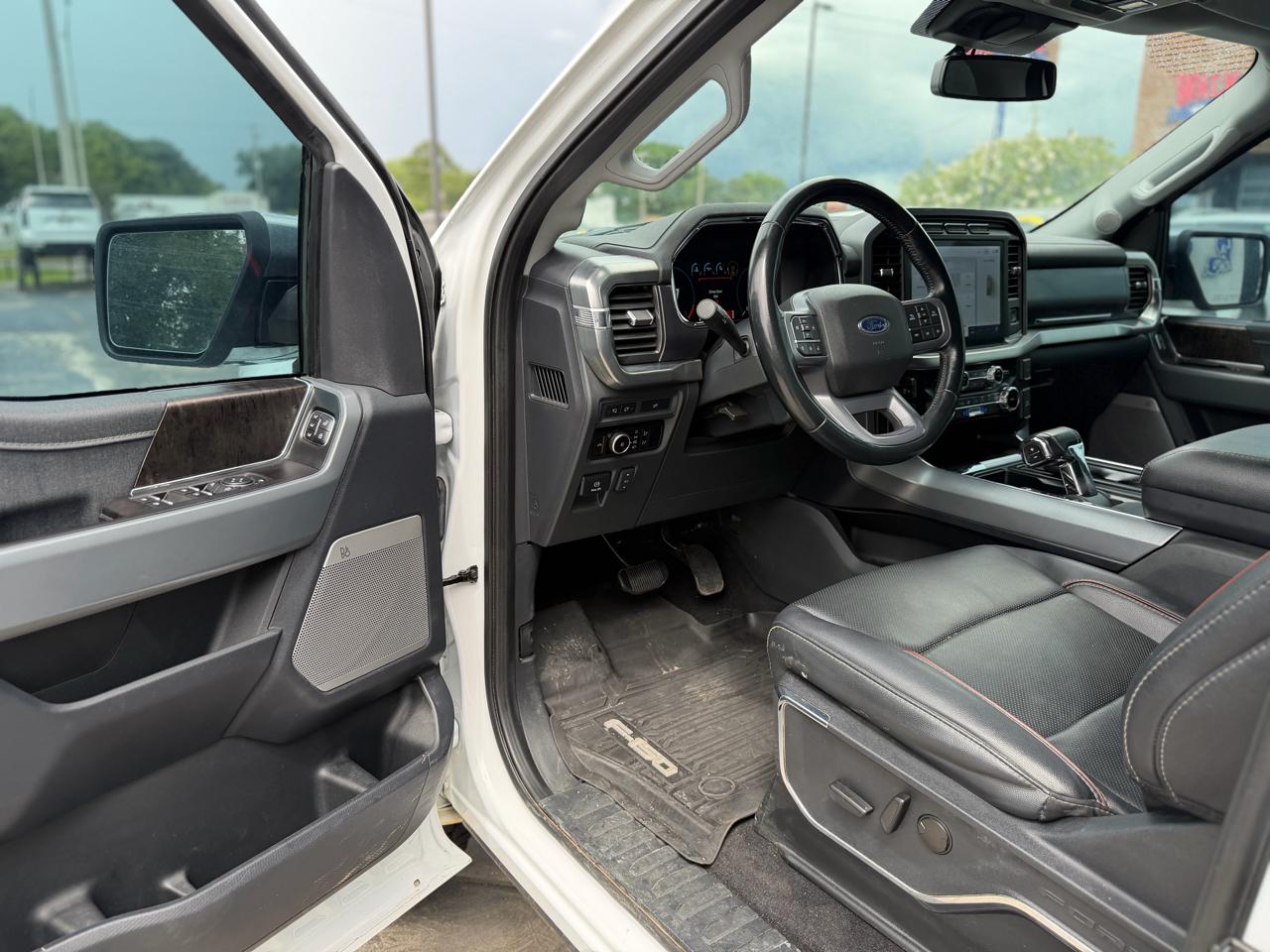 Ford F-150 Lariat 4WD SuperCrew 6.5' Box 2023