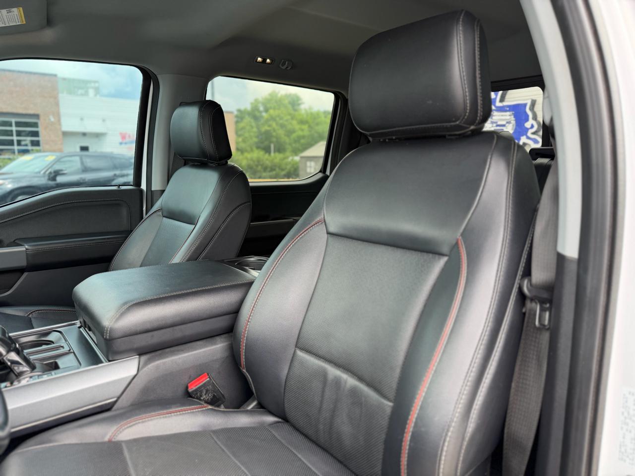 Ford F-150 Lariat 4WD SuperCrew 6.5' Box 2023