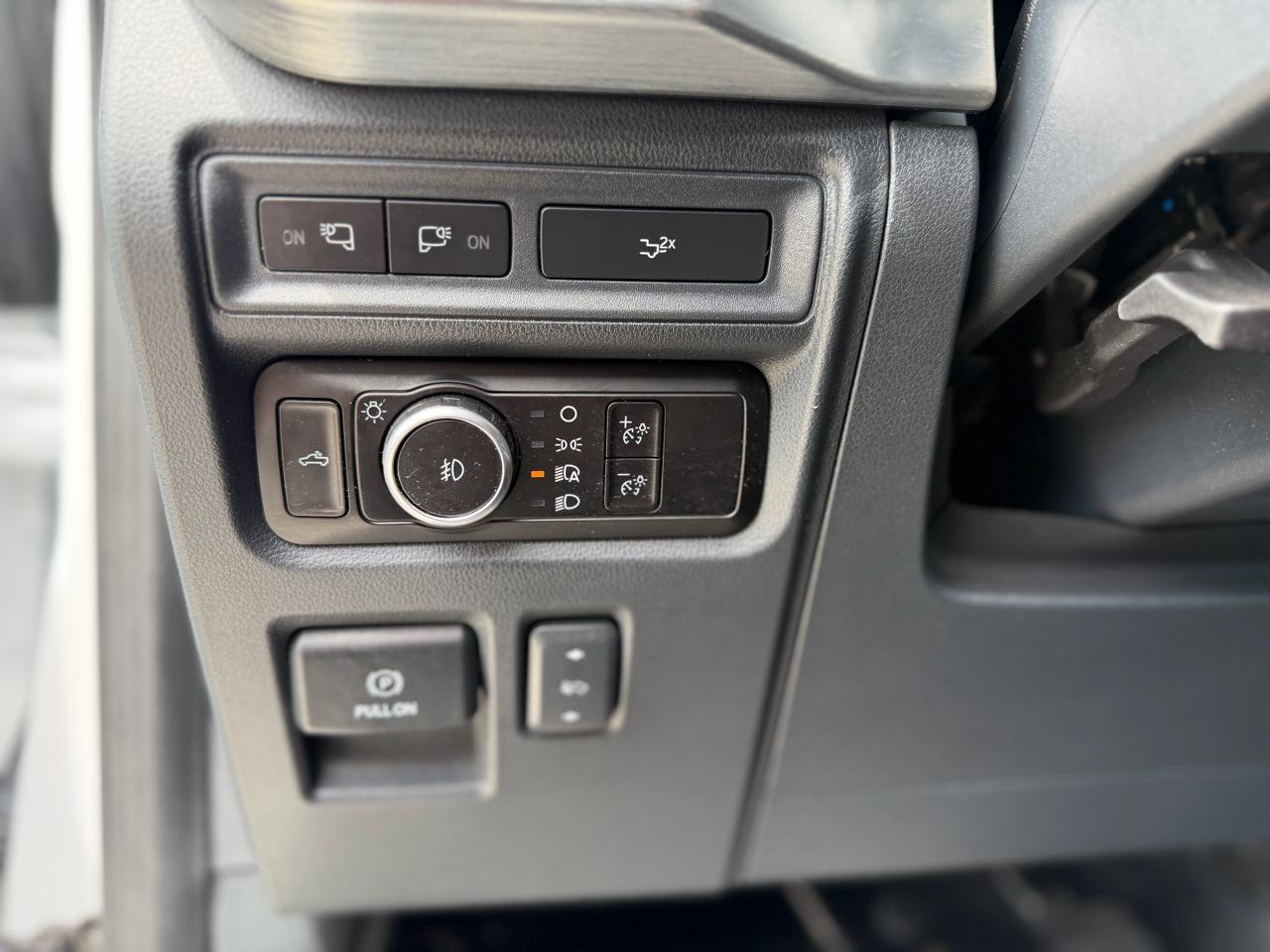 Ford F-150 Lariat 4WD SuperCrew 6.5' Box 2023