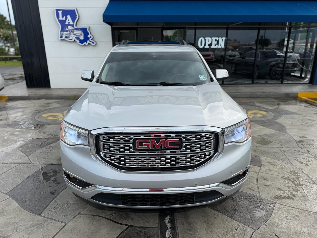 GMC Acadia Denali 2019