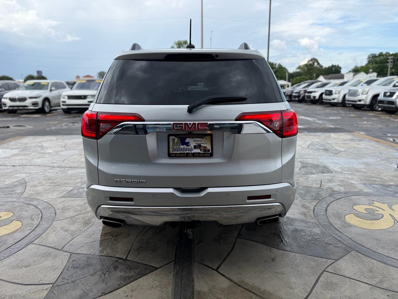 GMC Acadia Denali 2019