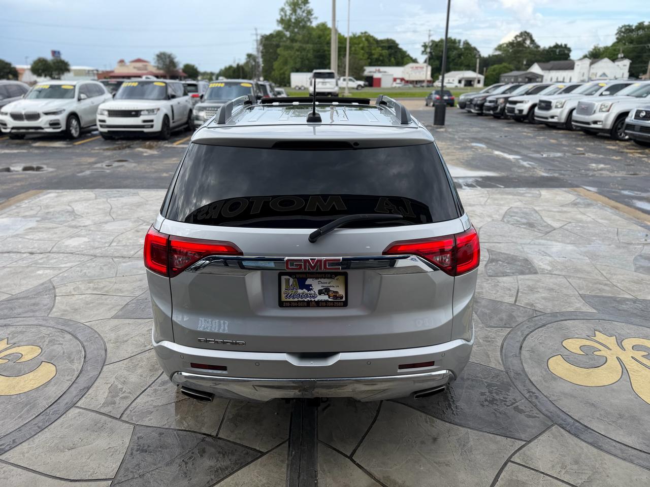 GMC Acadia Denali 2019