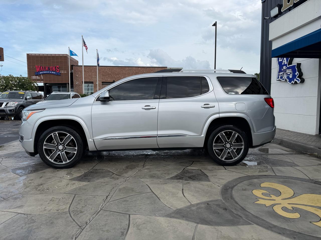 GMC Acadia Denali 2019