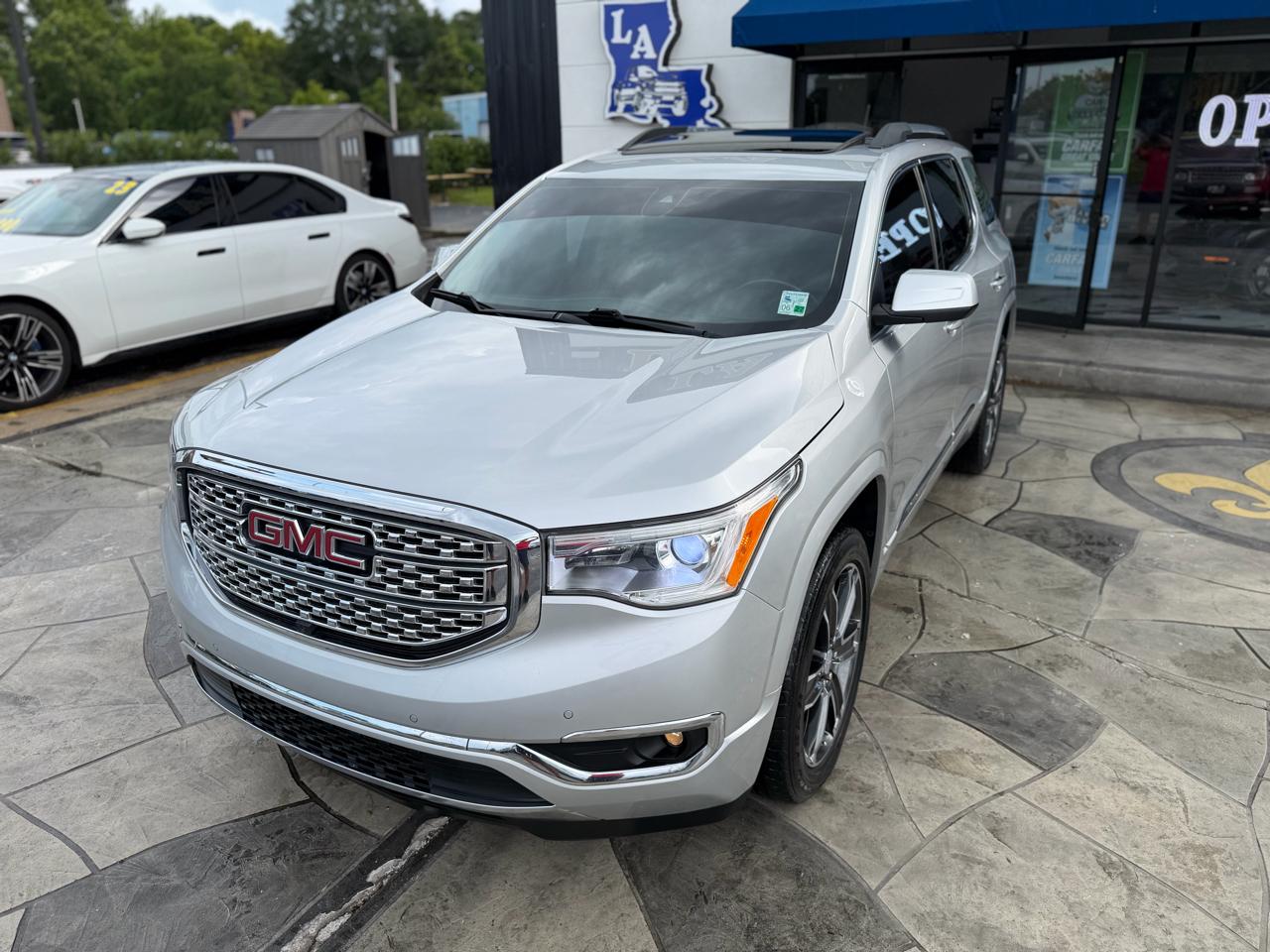 GMC Acadia Denali 2019
