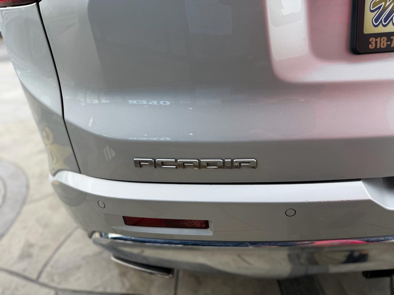 GMC Acadia Denali 2019