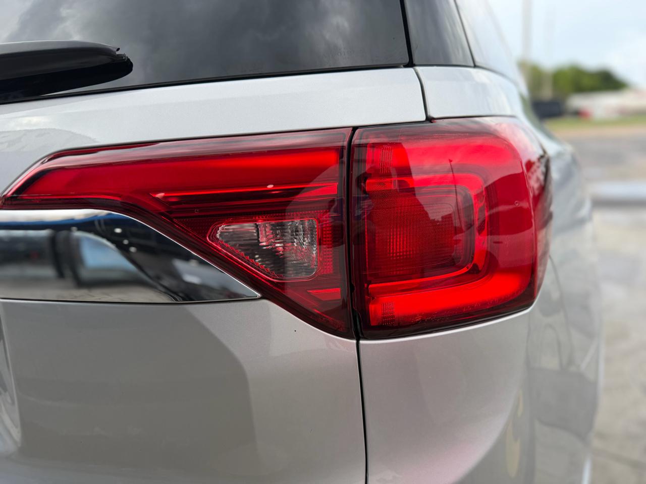 GMC Acadia Denali 2019