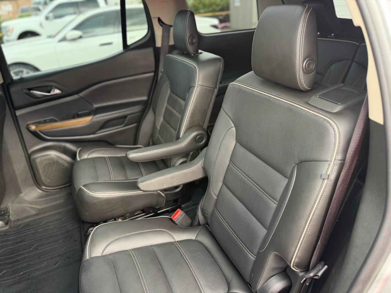 GMC Acadia Denali 2019