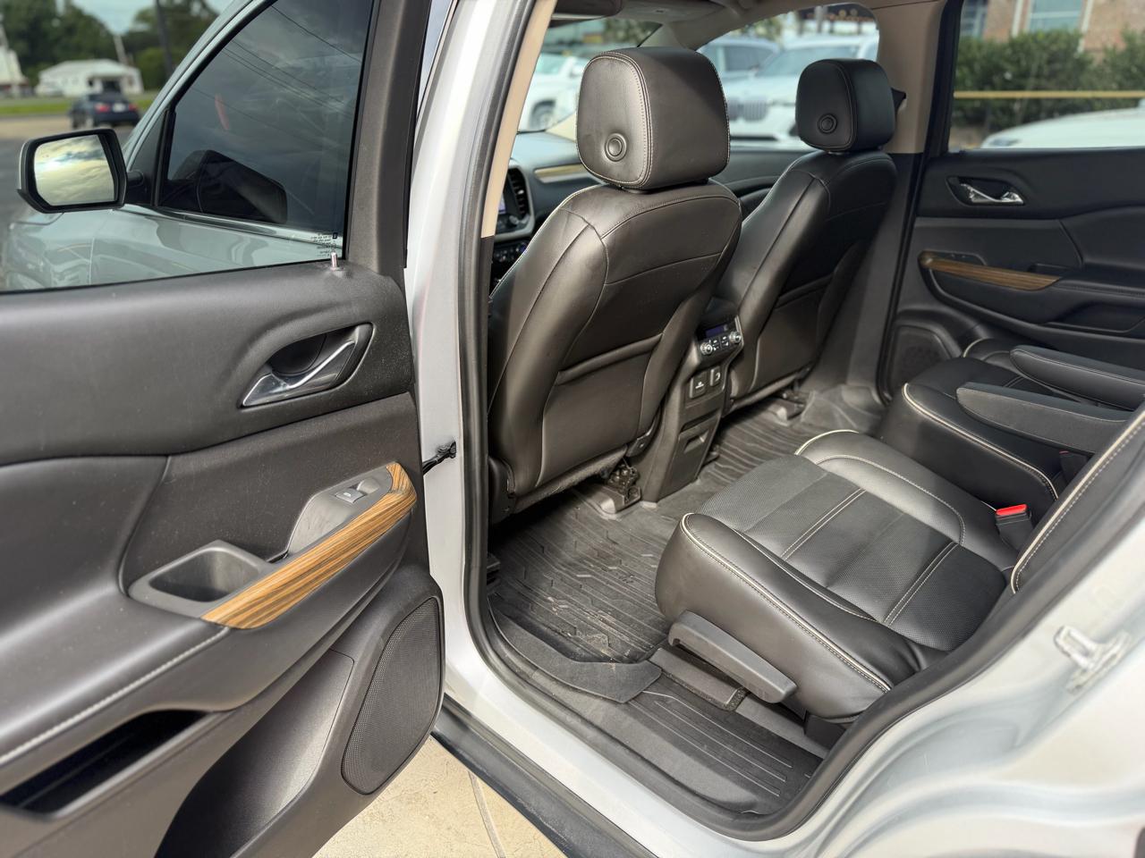 GMC Acadia Denali 2019