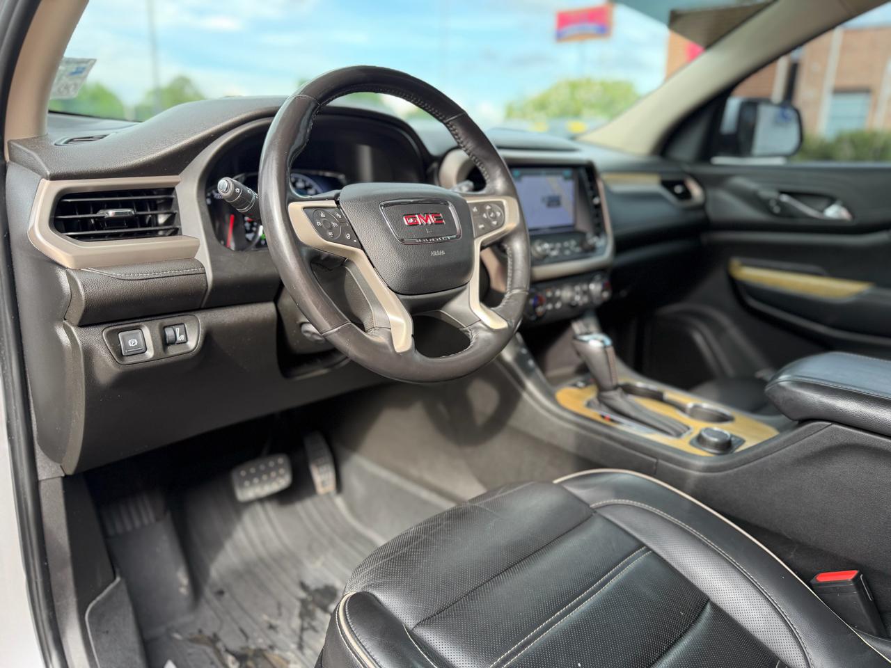 GMC Acadia Denali 2019