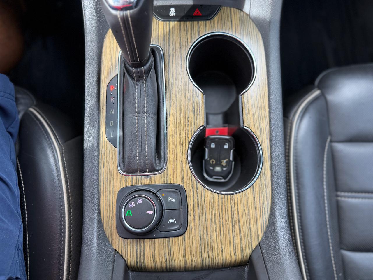 GMC Acadia Denali 2019