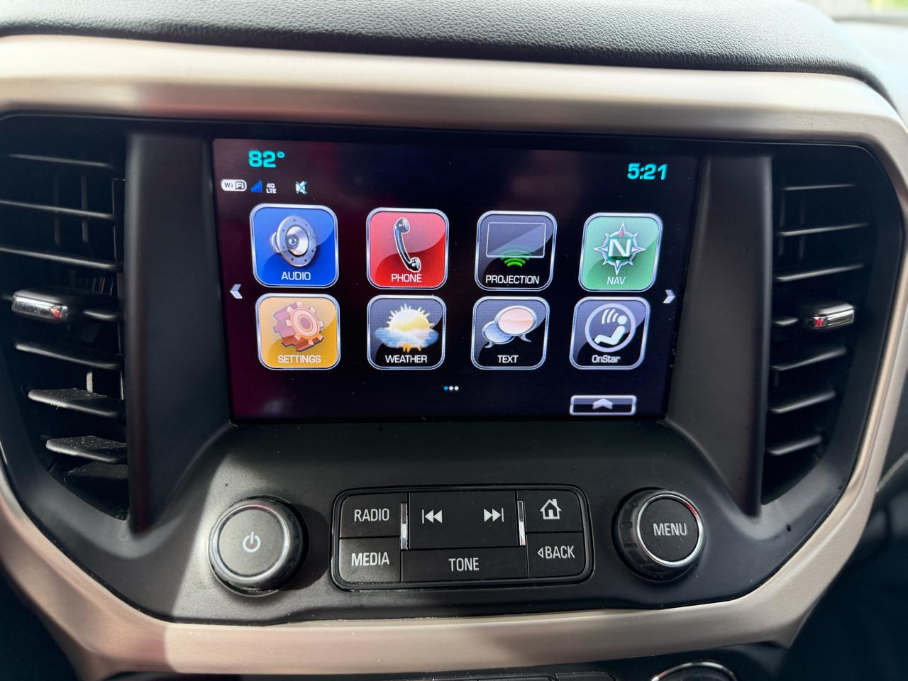 GMC Acadia Denali 2019