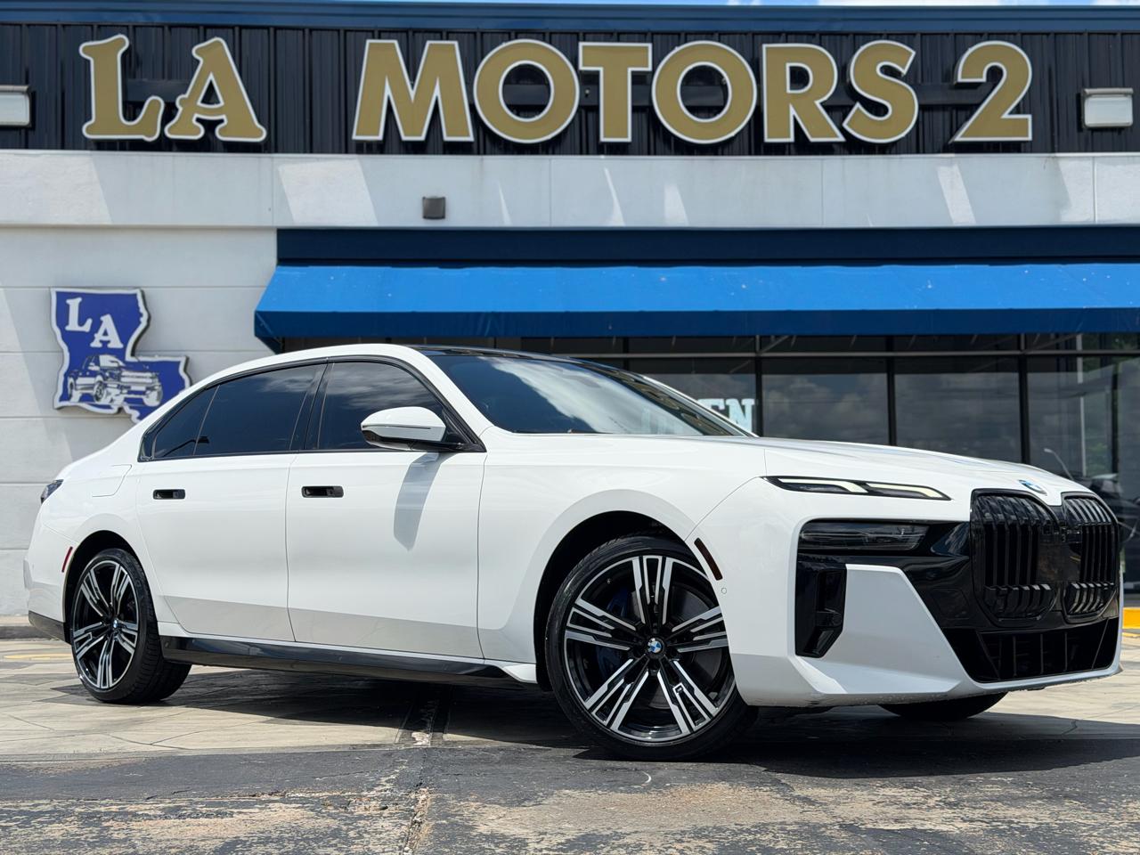 BMW 7-Series 740i 2023